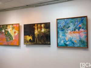 Выставка художника Михаила Старостина открылась в Якутске