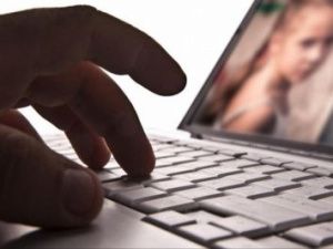 Житель Вилюйска совершал развратные действия в отношении детей и подростков