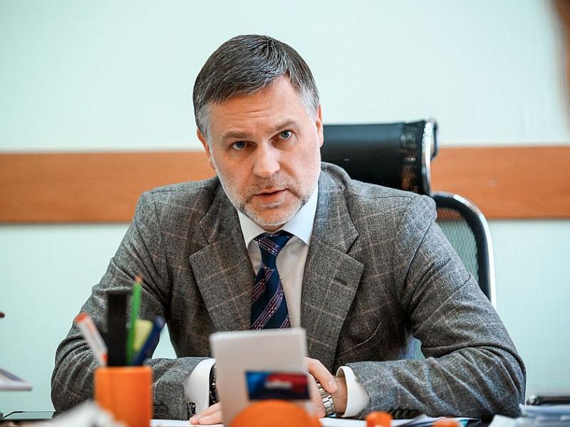 Бычков обвинил глав улусов в бесконечных покатушках на фоне долгов 
