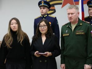 Семьям погибших участников СВО из Якутии вручили ордена Мужества