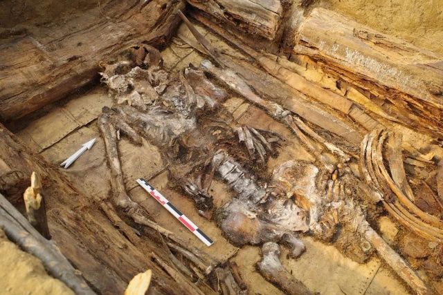 В СЕЛЕ КЫЙЫ ТАТТИНСКОГО УЛУСА ОБНАРУЖЕН СРЕДНЕВЕКОВЫЙ ВОИН