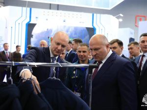 Делегация Якутии во главе с Павлом Гариным изучила передовые решения на салоне «Комплексная безопасность — 2026»