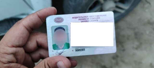 В Мегино-Кангаласском улусе задержали пьяного водителя с поддельными правами