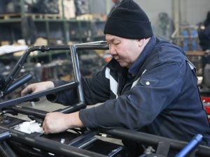 Визит Трутнева начался с посещения базы по производству квадроциклов