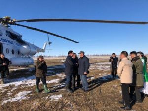 Айсен Николаев посетил село Тумат и поселок Депутатский Усть-Янского района