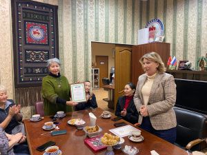 Ольга Балабкина встретилась с волонтерами движения «Саха-Питер»