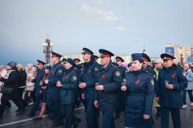 Сотрудники и ветераны УФСИН приняли участие во Всероссийской патриотической акции «Свеча памяти»