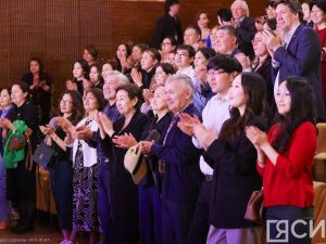 С оглушительным успехом состоялась премьера оперы-олонхо «Ньургун Боотур» в Астане