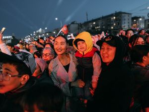 В  Якутске прогремел праздничный салют в честь 80-летия Великой Победы