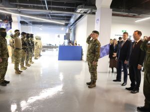 Айсен Николаев и Алексей Чекунков проверили подготовку спецподразделения БПЛА Якутии