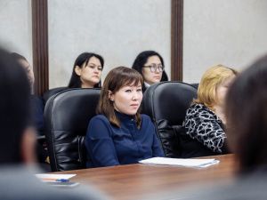 Сардана Авксентьева обсудила с руководителями частных детских садов вопросы развития отрасли