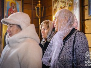 В Лазареву субботу Архиепископ Роман совершил Литургию в Спасском монастыре