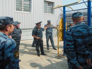 На базе следственного изолятора № 1 проведены учебно-методические сборы для сотрудников оперативных отделов, служб режима и надзора и ведомственной пожарной охраны