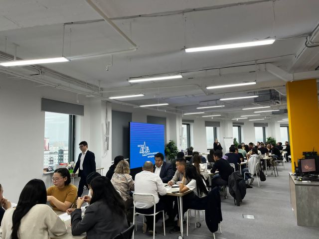 Интеллектуальная игра прошла в Высшей школе инновационного менеджмента при Главе Якутии