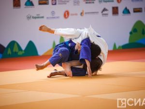 Четыре золотые медали выиграли юные дзюдоисты Якутии в Благовещенске