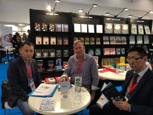 “Бичик” устанавливает деловые связи с издательствами из разных стран