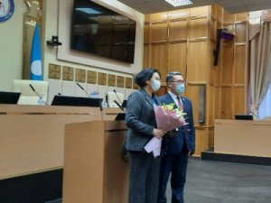 Евгении Григорьевой вручена Почетная грамота Государственного Собрания (Ил Тумэн)