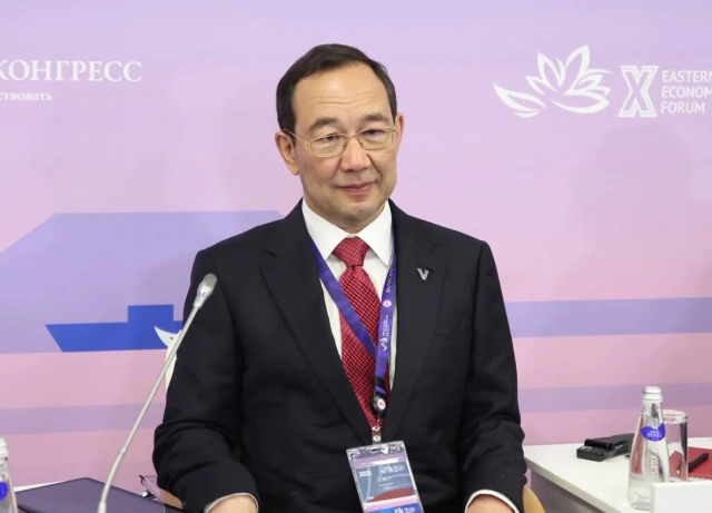 ВЭФ-2025: Айсен Николаев предложил новые меры по сокращению затрат и времени северного завоза