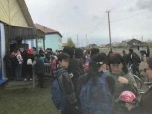 В якутском селе образовалась огромная очередь в магазин: Новые подробности