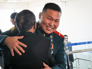 В Якутске встретили Героя России Родимира Максимова