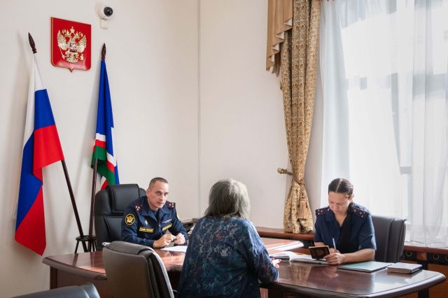 Начальник УФСИН Сергей Калиновский провел личный прием граждан в Приемной Президента Российской Федерации в Республике Саха (Якутия)