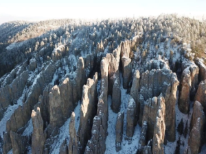 Дирекция нацпарка «Ленские столбы» опровергла заявление депутата Ил Тумэн Федорова о сборах с якутских лодочников