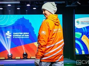 Очертания крыла стерха нанесли на экипировку участников эстафеты огня VIII игр «Дети Азии»