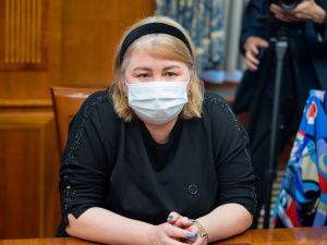 Айсен Николаев поручил ускорить темпы вакцинации от коронавируса 