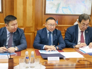 Айсен Николаев положительно оценил итоги работы АО «Сахатранснефтегаз» за 2023 год