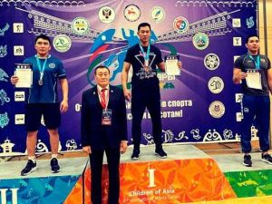 Офицеры из подразделения специального назначения УФСИН вновь подтвердили свое лидерство в международных и республиканских спортивных соревнованиях по силовым видам спорта