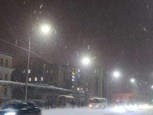 Почему в Якутске сегодня утром на маршруты не вышли 30 автобусов?