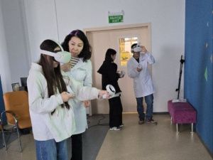 Мобильный мультимедийный парк «Здоровье» открыли в Якутске