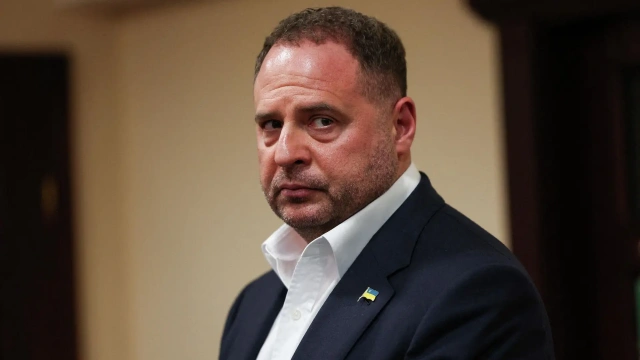Экс-главу офиса президента Украины арестовали