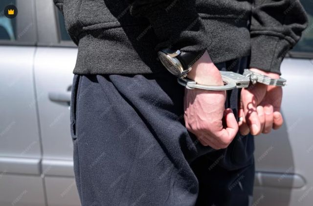 В Якутии уроженец Узбекистана попытался дать взятку полицейскому