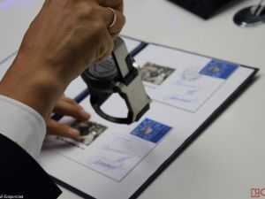 В Якутске погасили марки, посвящённые присвоению звания «Город трудовой доблести»