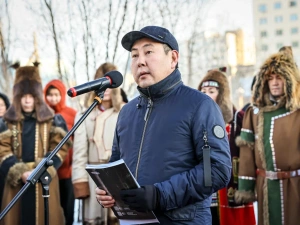 В Якутии торжественно открыли Казанский сквер и памятник поэту Мусе Джалилю