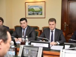 Айсен Николаев провёл рабочую встречу с министром РФ по развитию Дальнего Востока и Арктики Алексеем Чекунковым