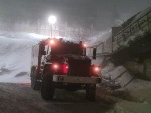 Устанавливаются причины пожара на складе в Якутске