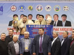 Борцы Тимур Николаев и Никита Софронов завоевали титулы абсолютных чемпионов турнира Ноговицыных