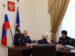 Начальник УФСИН Василий Седрисев провел прием граждан в приемной Президента Российской Федерации в Республике Саха (Якутия)