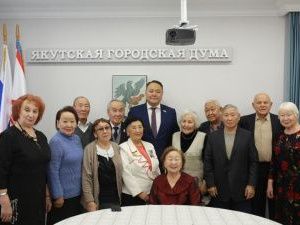 Председатель Якутской городской Думы встретился с Советом старейшин города