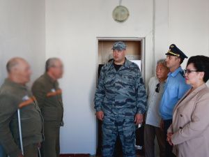 Исправительную колонию № 7 посетили Уполномоченный по правам человека в Республике Саха (Якутия) Сардана Гурьева и прокурор по надзору за соблюдением законов в исправительных учреждениях Якутии Виталий Полин 