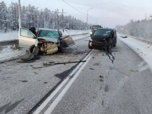 Два человека пострадали в ДТП в Хангаласском районе