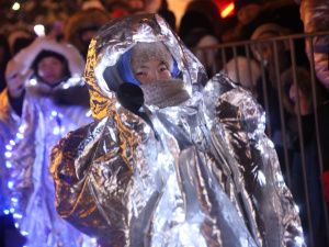 Праздничное шествие автоколонны состоялось впервые на зажжении новогодней ёлки Якутска