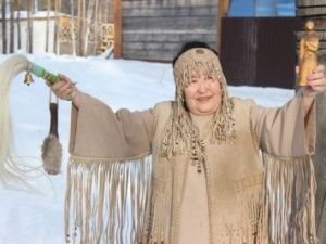 Дом удаганки выстоял среди пожарища в Бэс-Кюеле