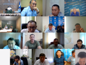 Ситуация с пожарами становится сложной — завтра в Якутию прибывают парашютисты