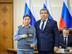 В Якутске наградили работников жилищно-коммунального хозяйства