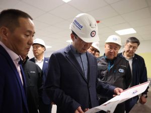 Айсен Николаев: Никогда в Якутске одновременно не строилось столько зданий школ