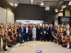 «Золото рядом»: в Якутске открылась выставка, посвященная драгоценному металлу