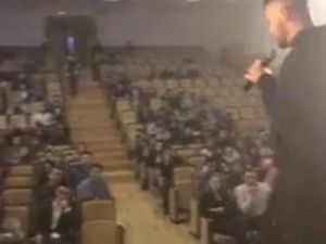 Фотофакт: Провал тренинга «Люди дела» в Якутске